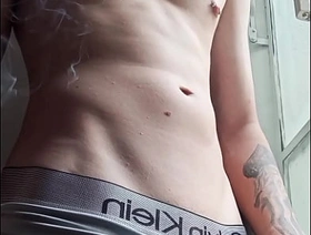 POV seu vizinho maloqueiro f1 na janela thailand gay porn model