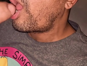 ORGIA COM OS NOVOS VIZINHOS DE CONDOMÍNIO, SEMPRE GOSTOSA ESSAS REUNIÕES ENTRE MACHOS POTÕES - EXCLUSIVOS NO RED. japan gay overhear porn