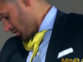 Muscled hunk Alex Marte moans from joy by means of hot rimming japan bareback gay porn