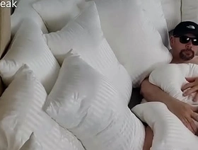 Insulate Humping My Super Soft Pillows On The Bed indonesia handsome gay porn