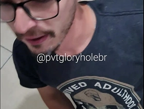 Eu mamando o hetero casado tatuado fora do GH e ele mesmo pediu pra gravar... (COMPLETO NO RED) chinese cute gay porn