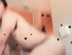 Me masturbo con mi gran pene chinese bathhouse gay porn