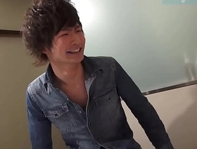 イケメンノンケの彼が女の子を相手に生ハメ！ japan gay porn hunk ch