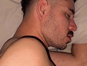 O CUZINHO CHEGA PISCA QUANDO O MACHO DA VIZINHA VEM PEDIR AÇUCAR LOGO CEDO, FODE E VAI EMBORA. hot gay porn pictures