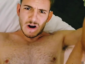 Insistió para que llene su culo de leche! gay porn jap hell-cat