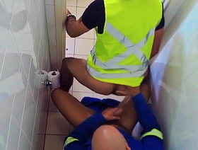 FODA FETICHISTA ENTRE OPERÁRIOS. japan gay porn torrent