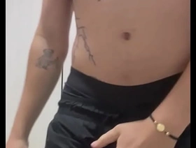 Me gusta venirme a chorros asi se siente mucho mejor, Disfrutalo singapore detached porn tumblr