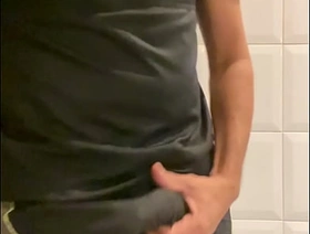 Me exibindo de pau duro gay japan porn muscle