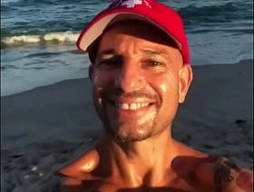 BEACH BODY LIFEGUARD PORNSTAR korean jock gay porn