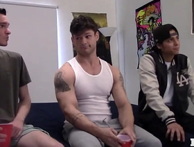 HOLE CRUISIN tora japan gay porn