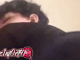 Chupando o branquinho safado no banheiro chinese gay porn video