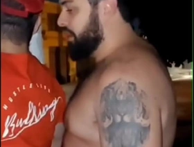 MR.BUMBUM BOTANDO FOGO NO PARQUINHO. gay physically japan porn