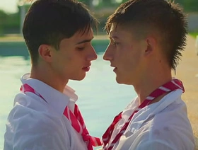 Slink PEEK EPISODE S02X06 ::DANNY AND NATHAN'S POOL SCENE japan gay porn.