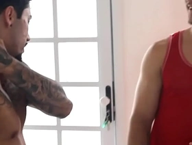 Novinho me pagou a entrega de outro jeito teen gay porn chinese