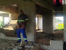 Tava com tesão bati uma na obra e gozei na minha bota chulezenta gay porn korean onlyfans