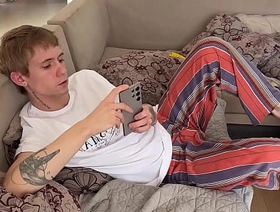 guy sends pic of his locate to his friend, guy approximately big locate fucks penurious ass twink massage delighted porn asian