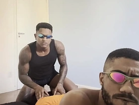 A TARDE TODA FUDENDO COM O PRETINHO SARADO gay indonesia porn video