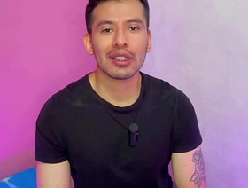 Joven de 20años le hace sexo oral al mejor amigo de su padre en los baños del centro comercial! korean teen gay porn