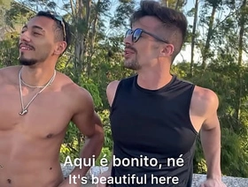 Conheci meu vizinho novo gostoso e levei para meu o apartamento. hot bodkin gay porn