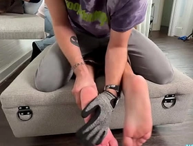 Dimitri Giggles And Enjoys Rough Tickles From Matt And Ryder gay porn chinese webcam