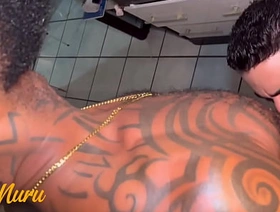 NERD NA AULA PRÁTICA DE SEXO COM O PRETINHO thailand massage gay porn