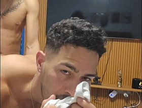 DANDO O CU E CHEIRANDO A CUECA korean bdsm gay porn