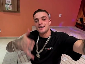 Cliente Novinho japan sex gay porn