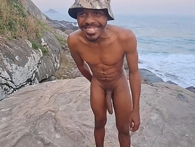 Orgia em praia carioca . korean man gay porn