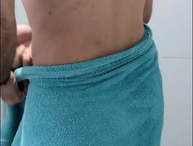 Vem espiar o peludo tomando banho joyous korean ass porn