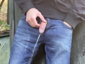 Pissen im Wald japan broad in the beam dick gay porn