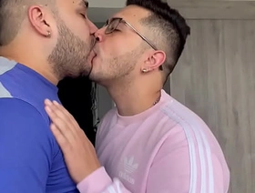 Mi primo me pone a mamar su polla brazil hot gay porn