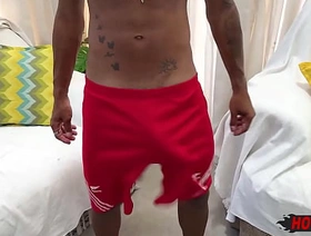 Baiano pirocudo batendo uma punheta gostosa! hot lunch gay porn