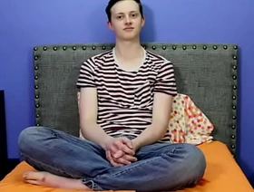 Sweet Twink Holden Ross Slides Give A Dildo Give His Juicy Ass porn mid-point korean gay