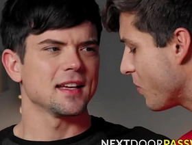 Elliot Finn surprised his boyfriend Dakota Payne with a hot threesome Valentines wit capy japan gay porn