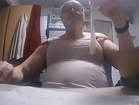 3 x Sperma aus gefülltem Kondom geschluckt porn gay japan stump