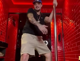 LEVEI MURRO NA COSTELA DO MALOKEIRO PUTO PAUZUDÃO korean porn gay video