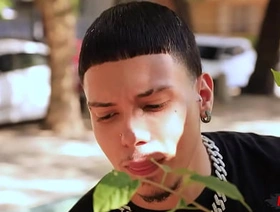 Dando pro famosinho da minha rua! gay porn hot hardcore