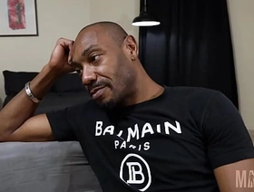 Chupou a rola do tiozão pra pagar Empréstimo hot gay porn list