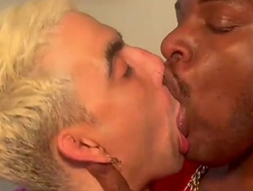 DADDYBLACK FUCKING WITH ALE japan gay porn scat