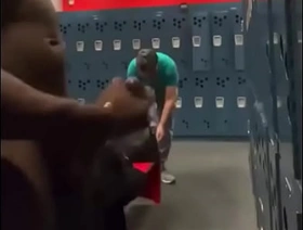 Along to GYM is a FREAK tryst .. !! chinese gay porn slave