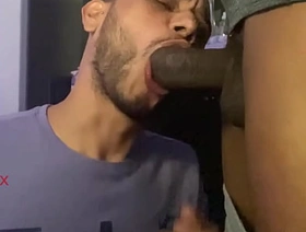 el classmate de mi cuñado me follo mientras su novio graba. asian oil massage gay porn