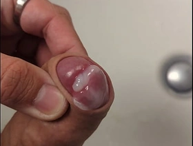 Nach dem Duschen schön wichsen mature hot joyful porn