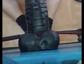 Kleiner Analfick am Morgen mit XXL Dildo gay porn school japan