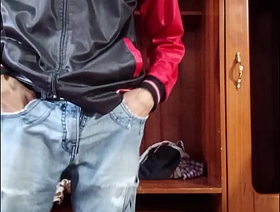 Jock Masturbates to Cumshot Hot Twink Porn porn gay chinese boy