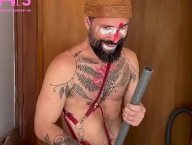 Palhaço gostoso tatuado com objetos unconcerned japan train porn