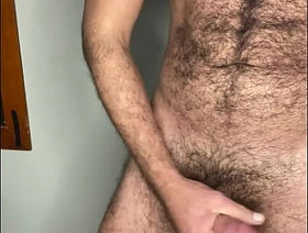 Depois de uma gozada gostosa, esfregar a porra toda no pau… hot singapore gay porn