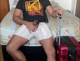 ANTES DE VIAJAR AQUELA BOA GOZADA PARA SAIR LEVE japan gay porn creampie