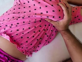 SauteliBehen ko Choda jab ghar pe koi nahi tha unreliable First time fucked my StepSister while giving him shoulder massage hot cute teen merry porn