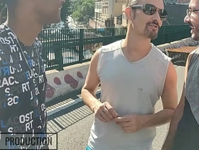 E o safado que estava caçando no minhocão e acabou levando pirocada de dois japan gay say-so porn