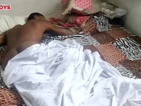 O mavambo e o cliente safado undefined Completo korean anime gay porn